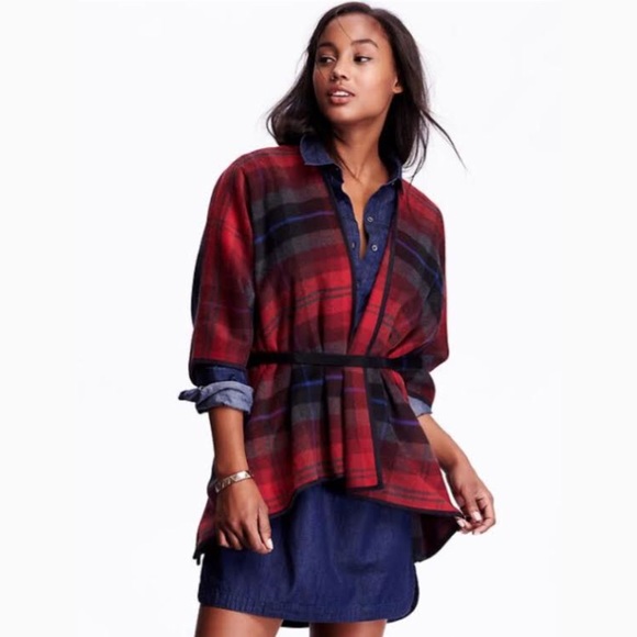 Flannel Patterned Poncho - Picture 2 of 4